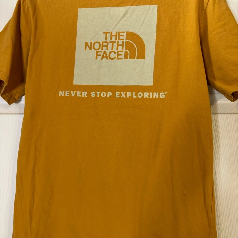 EUC‎ The North Face Orange/Tan Short Sleeve Tee Vibrant Crew Size S